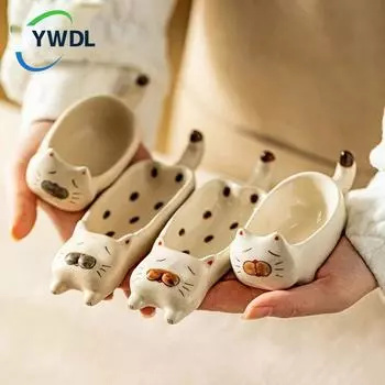 YWDL Мини-мультяшная тарелка для соуса с котом, керамическая тарелка для кетчупа, соевого уксуса, кухонный нож, вилка и палочки для еды, подставка для украшения стола