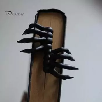 Закладка для книги «Рука дьявола на Хэллоуин» из жуткой смолы «Коготь демона» 3D-маркер для книги, украшение для рабочего стола, аксессуары для чтения, подарок на день рождения чёрный