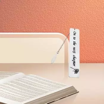 Закладка из нержавеющей стали с надписью, гладкая полированная цепочка в форме пера, подвеска с кисточкой, изысканный подарок на выпускной день учителя C