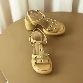 Заклепки телесного цвета на высоком каблуке женские толстые каблуки римские сандалии сексуальные женские одинарные модные повседневные и универсальные 35