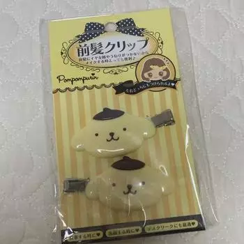 Заколка для волос Sanrio с помпонами, совершенно новая
