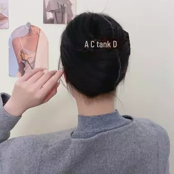 Заколка-зажим Maillard Leopard Print Twist Clip — милая, стильная заколка для челки на бок и на затылке; Простой, стильный аксессуар для волос. leopard print