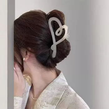 Заколки для волос в форме сердца для женщин, темпераментный дизайн, заколка-краб, роскошные модные летние аксессуары для волос, головные уборы для девочек as the picture