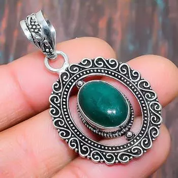 Замечательный кулон из стерлингового серебра Skota Emerald Gemstone 925 ручной работы 1.77 Inches зелёный