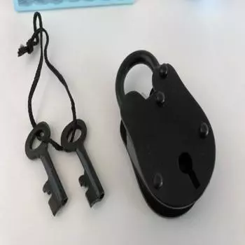 Замок и ключи старого стиля - Винтажный антикварный стиль - Полицейский тюремщик - Средневековый костюм, Пиратский сундук - Рабочий навесной замок из черного железа - 2,75”