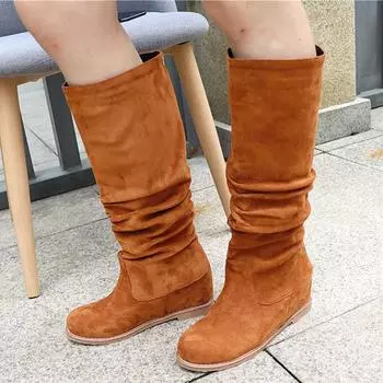 Замшевые кожаные женские высокие сапоги зимняя обувь плиссированные скрытые каблуки танкетка сапоги до колена для женщин теплые меховые сапоги на плоской подошве женские 34 бежевый