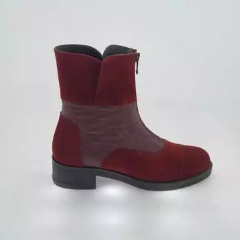 Замшевые сапоги из натуральной кожи в женском стиле