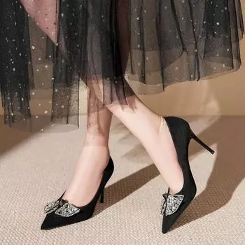 Замшевые свадебные туфли со стразами и бантом универсальная обувь 34