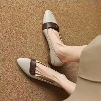 Заостренные маленькие кожаные туфли на низком каблуке с мягкой подошвой в британском стиле, женские туфли, удобные металлические пряжки, толстый каблук, импортные туфли-лофу для мам 35 чёрный