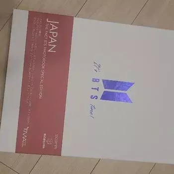 Запечатанная фотокнига Pact Bts Japan