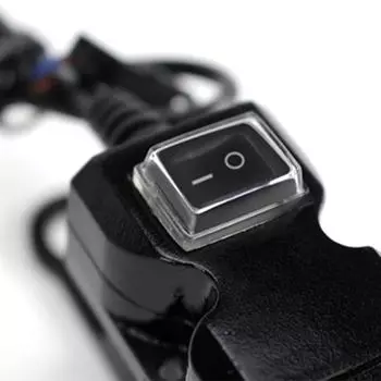 Зарядные устройства для телефонов на мотоциклах 2.1A+1A Dual USB Устройство для быстрой зарядки Водонепроницаемое с переключателем ВКЛ./ВЫКЛ. для 9-24V чёрный