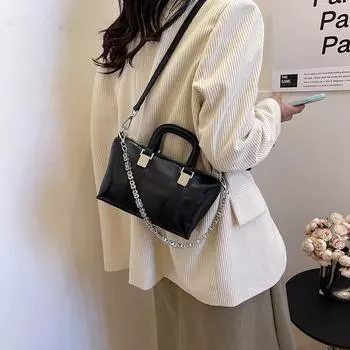 Зарубежный заказ высококачественная ретро маленькая женская сумка 2024 года, новая осенне-зимняя универсальная сумка-мессенджер, модная портативная сумка-пельмень вино красного