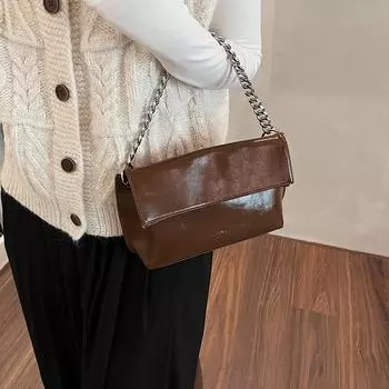 Зарубежный заказ высококачественная женская сумка 2024 года, новая сумка-мессенджер из масляной вощеной кожи, модная повседневная сумка через плечо в Корейском стиле чёрный