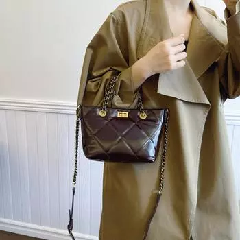 Зарубежный заказ Xiaoxiangfeng diamond bag женская 2024 новая модная высококачественная фактурная сумка-тоут сумка-мессенджер через плечо с цепочкой чёрный