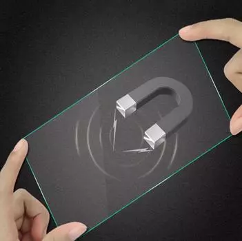 Защитное стекло для экрана автомагнитолы с навигацией и DVD-плеером 10.1