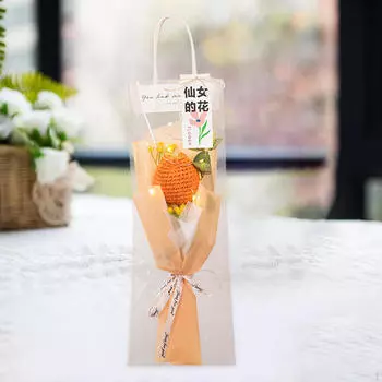 Завершенный букет тюльпанов крючком с легким искусственным декоративным украшением для центральной части стола оранжевый