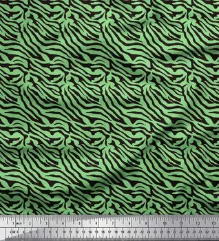 Зеленая полиэфирная креповая ткань Soimoi Ткань с принтом из кожи тигра и животного в ярдах, 42 дюйма 42 Inch Wide - Poly Crepe зелёный