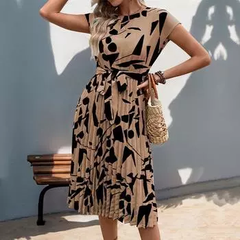 Зеленое платье с цветочным принтом, круглым вырезом и короткими рукавами, с поясом-бантом S