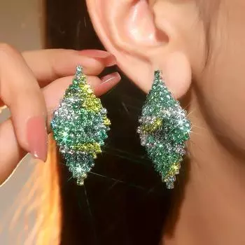 Зеленые маленькие свежие темпераментные роскошные блестящие полные бриллиантовые серьги модные геометрические ромбовидные серьги женские серьги 1 пара