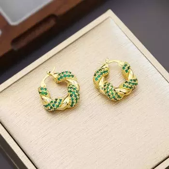 Зеленые серьги с полным бриллиантом Женские золотые уникальные серьги Легкая роскошь Нишевый дизайн Премиальные серьги-пусеты Серьги-пряжки для ушей Ретро серьги 18K