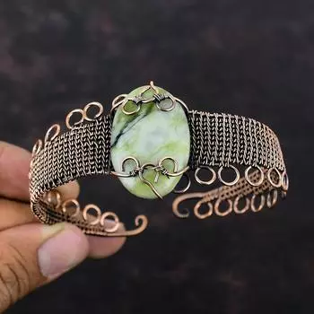 Зеленый арагонитовый медный браслет, медная проволока, обернутая драгоценными камнями, регулируемая манжета, ювелирные изделия ручной работы, браслет-манжета, обернутый проволокой, подарок для нее