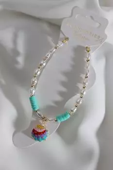 Зеленый браслет Fimo с подвеской из жемчуга и ракушек