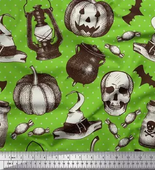 Зеленый хлопковый фонарь Soimoi из батиста | Череп и шляпа ведьмы Ткань с принтом на Хэллоуин, 42 дюйма на метр 42 Inch Wide - Cotton Cambric грушевый