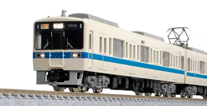 Зеленый Макс N Gauge Odakyu 8000 Тип Необновленный вагон Когда выпущен Номер вагона Выбор типа Базовый набор из 6 вагонов с электроприводом 31957 Модель железной дороги