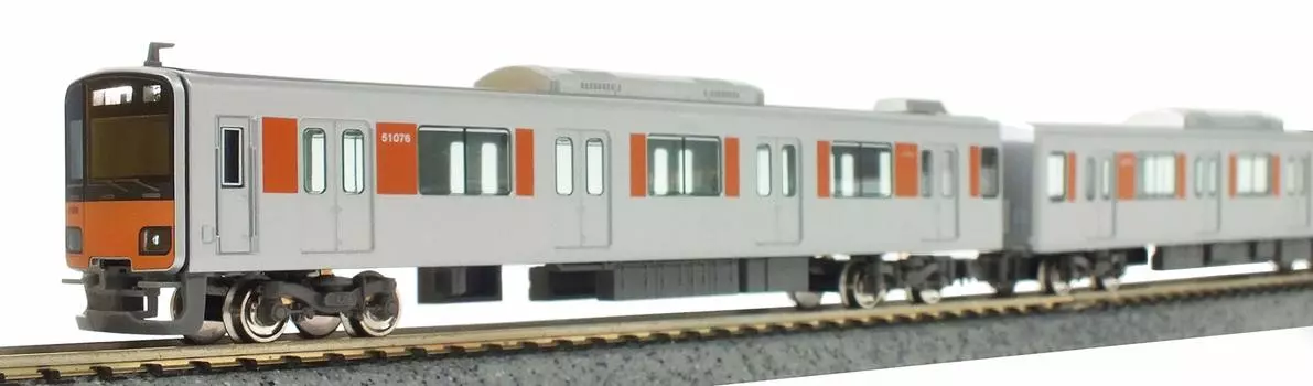 Зеленый Max N Gauge Tobu 50070 Тип Tojo Access Совместимость 51076 Характеристики освещения Базовый набор из 6 вагонов с питанием 30876 Модель железнодорожной модели поезда