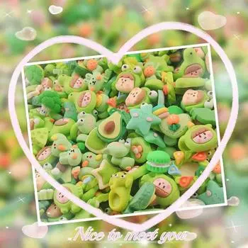 Зеленый случайный микс смолы: Чехол для телефона, резинка для волос, заколка, наклейки на стаканы с водой и набор для самостоятельного изготовления аксессуаров для пенала