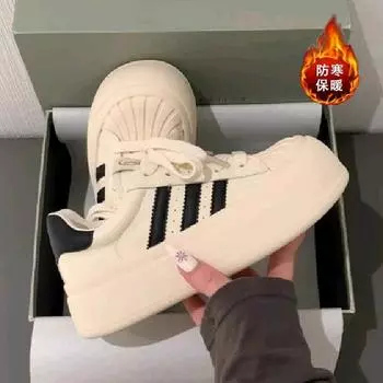 Zhao Ruth ниша три бара толстые базовые туфли женские зимние 2024 теплая оболочка голова высококачественный хлопок маленькие белые туфли 35 чёрный