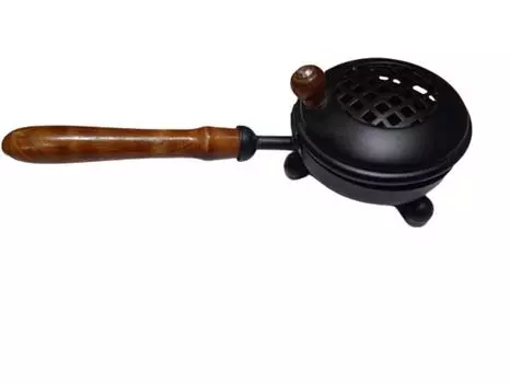 Железная угольная курильница Танирика с деревянной ручкой — горелка Лобан, горелка Дхуп Дхуни, Самбрани Дхуп для ароматических ритуалов