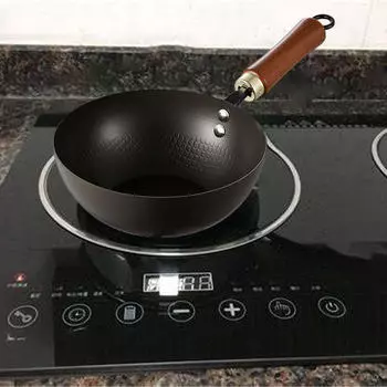 Железный вок с китайской деревянной ручкой, многофункциональная кухонная утварь, газовая сковорода для кемпинга 22CM