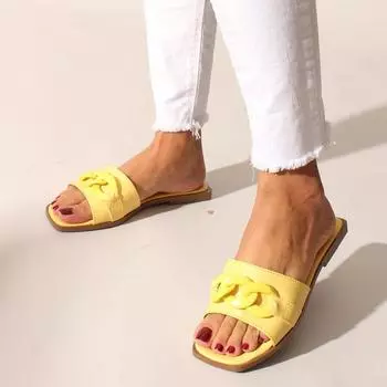 Желтые кожаные женские тапочки