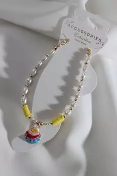 Желтый браслет Fimo с подвеской из жемчуга и ракушек
