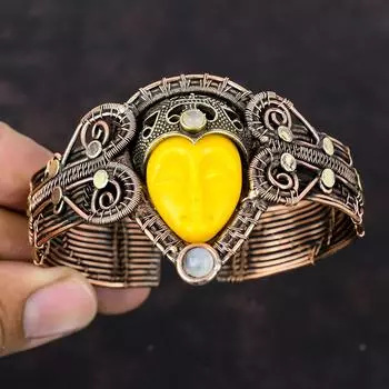 Желтый браслет-манжета с резной костью для лица Радужный браслет из лунного камня и драгоценного камня Браслет-манжета из медной проволоки Регулируемый браслет Ювелирные изделия ручной работы