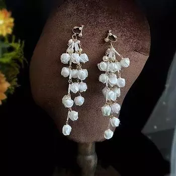 Жемчуг Свадебные серьги ручной работы Цветочные цветочные капли Свадебные серьги Аксессуары для невест Женщины Девочки Украшения для вечеринок