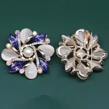 Жемчужная брошь Брошь Женская трендовая личность Изысканные маленькие аксессуары Булавка с антибликовым покрытием Пряжка Милая