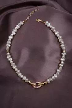 Жемчужное ожерелье золотого цвета с подвеской из камня