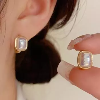 Жемчужные серьги, женственный темперамент, простые белые серьги, легкая роскошь, персонализированные и модные серьги белый