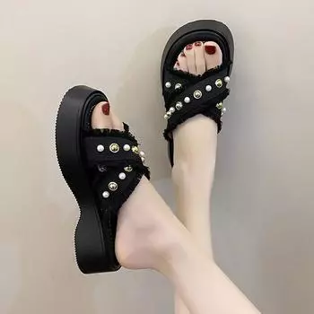 Жемчужные заклепки с перекрестным ремнем Шлепанцы Женские тканевые тапочки Босоножки на платформе Женские кексы Пляжные шлепанцы Chaussure Femme 5 чёрный