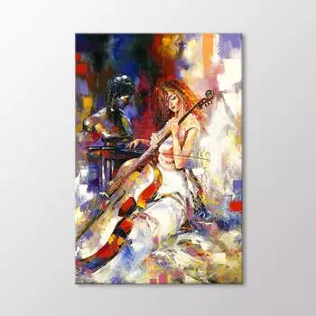 Женщина, играющая на виолончели