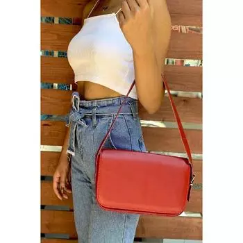 Женщины, красный захват