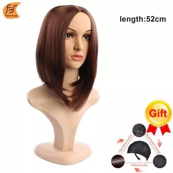 Женщины с европейскими и американскими париками имеют короткие и волнистые волосы.