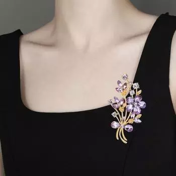 Женская элегантная брошь в форме букета, блестящие стразы, инкрустированная булавка, воротник костюма, шаль, шарф, значок, аксессуары для костюма фиолетовый