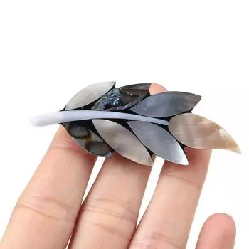 Женская брошь из натуральной ракушки, кулон из перламутра, брошь в виде ракушки, подвески для изготовления ювелирных изделий, ожерелье «сделай сам», аксессуар для одежды 50x33x4mm