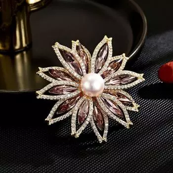 Женская брошь в элегантном стиле с легким люксовым дизайном, в стиле маленького аромата, с подсолнухом, модная, универсальная, нишевого дизайна