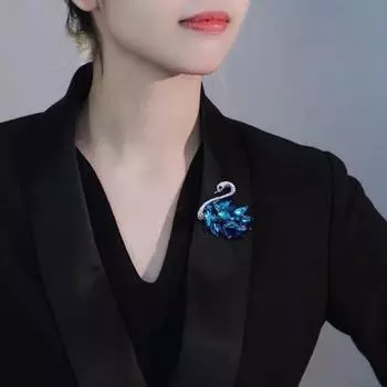 Женская брошь в форме лебедя со стразами в стиле ретро, противоскользящая сумка на плечо, костюм, пальто, воротник, шляпа, одежда, защита от воздействия, булавка для вечеринки, выпускного вечера, невесты, свадебная одежда золотистый