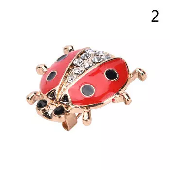 Женская брошь-заколка в виде божьей коровки