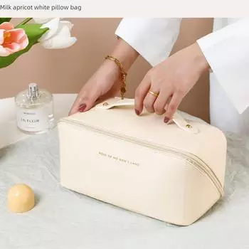 Женская дорожная косметичка - большая вместимость, портативная, в виде ручной подушки pillow cosmetic bag